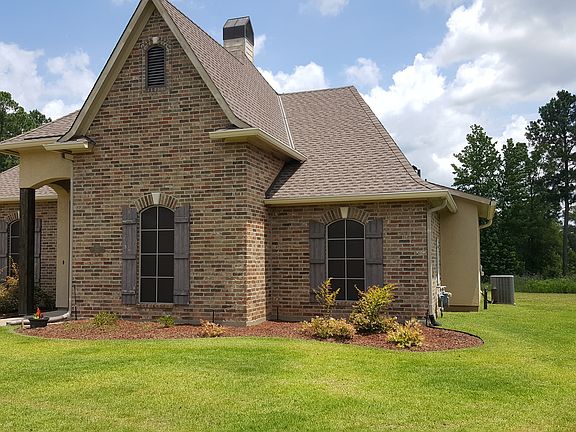 2nd image of 293 Danielle Dr