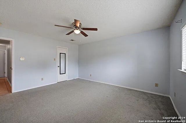 1004 Boxer Pass Dr — Photo 21