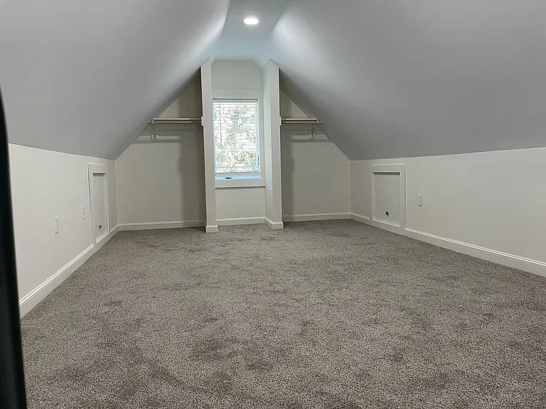 135 Whipple Rd — Photo 7
