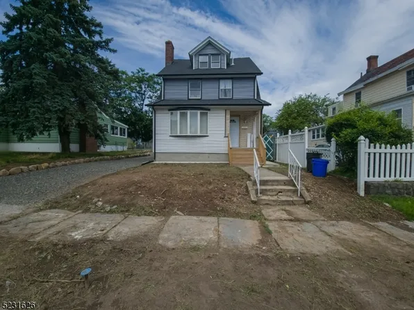 25 Westcott St, East Orange City, NJ 07017