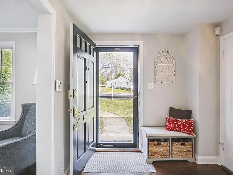 7832 Fulbright Ct — Photo 2