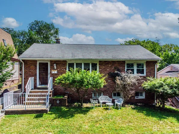 257 S 6th Ave, Highland Park, NJ 08904