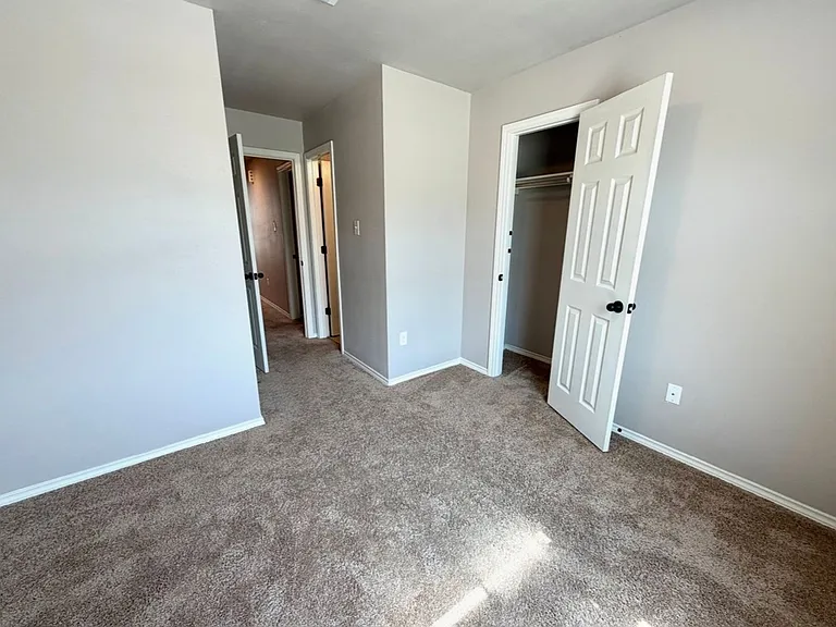 4138 Swans Lndg #2-unit 101 — Photo 14