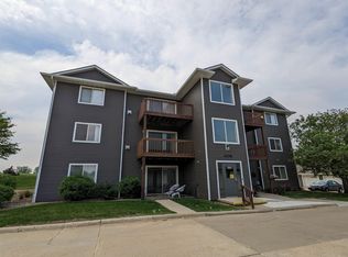 4708 Chadwick Rd UNIT 6, Cedar Falls, IA 50613