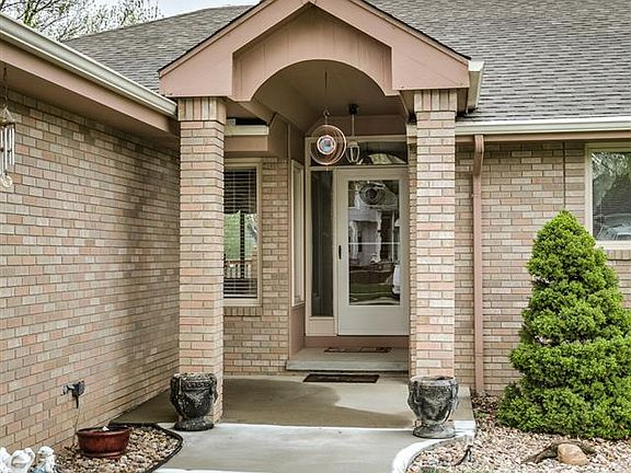 3rd image of 2329 Nelsons Creek Dr