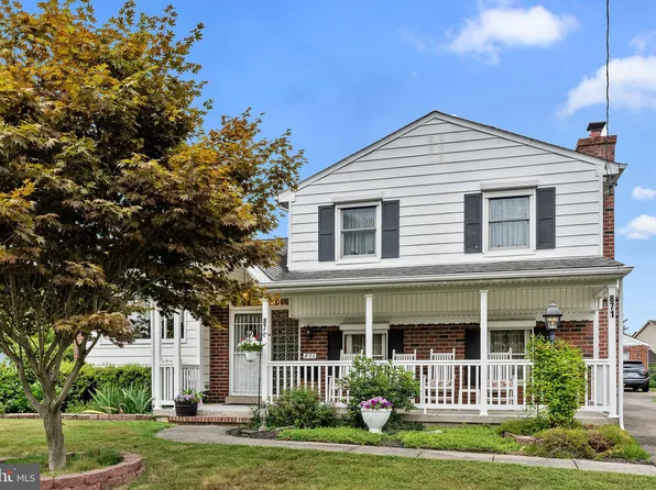871 Jeffrey Ln, Langhorne, PA 19047