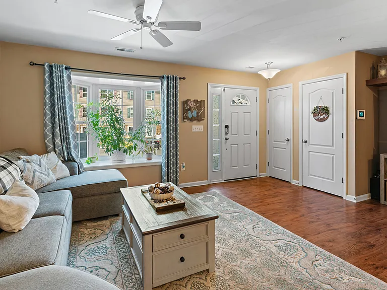 1819 Cassandra Dr #171 — Photo 10