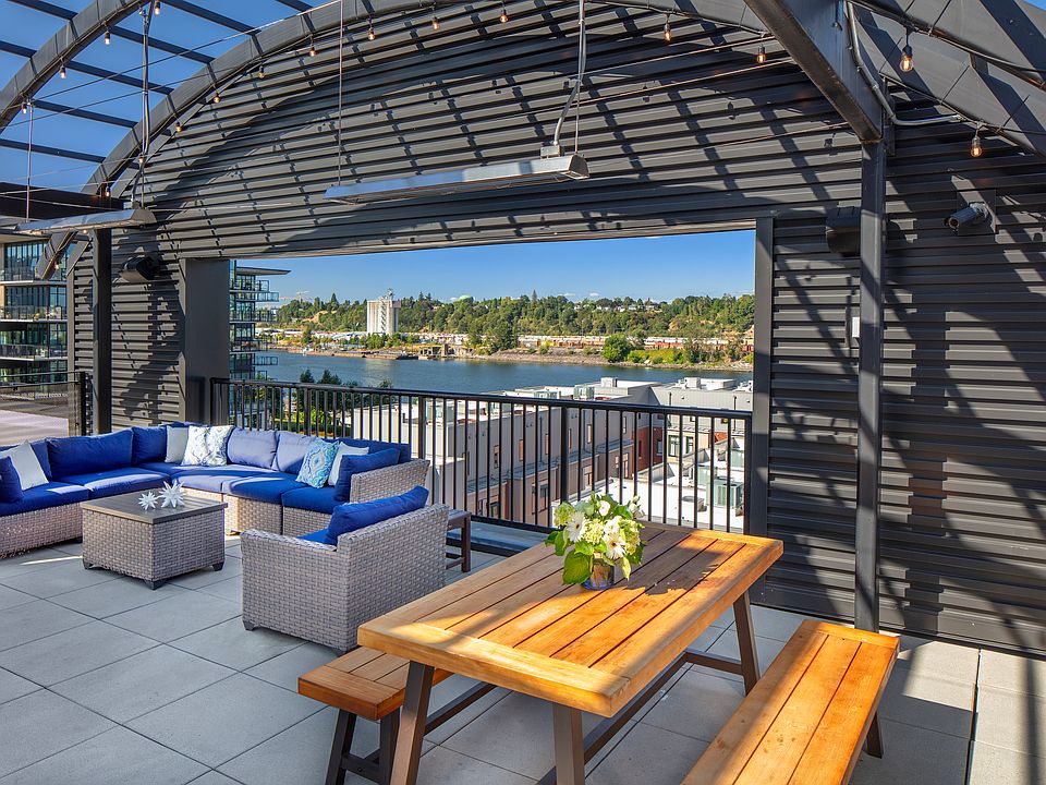 Rooftop Deck