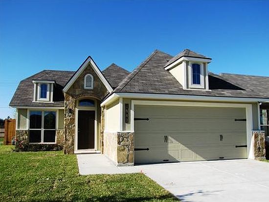 1st image of 1083 Venice Dr