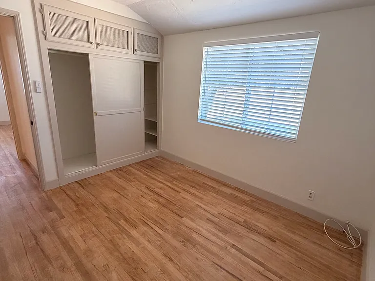 5418 Crebs Ave — Photo 14
