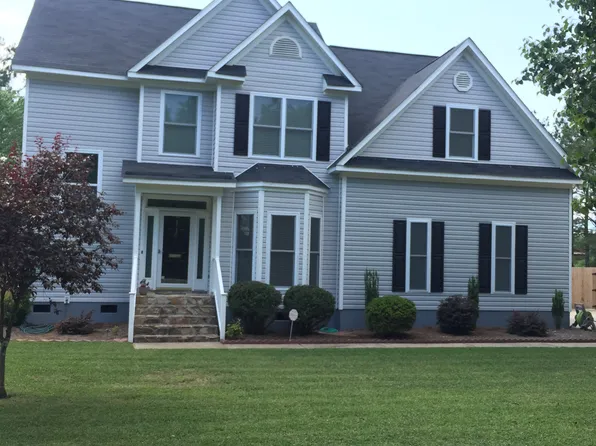 3126 Braddy Rd, Fayetteville, NC 28306