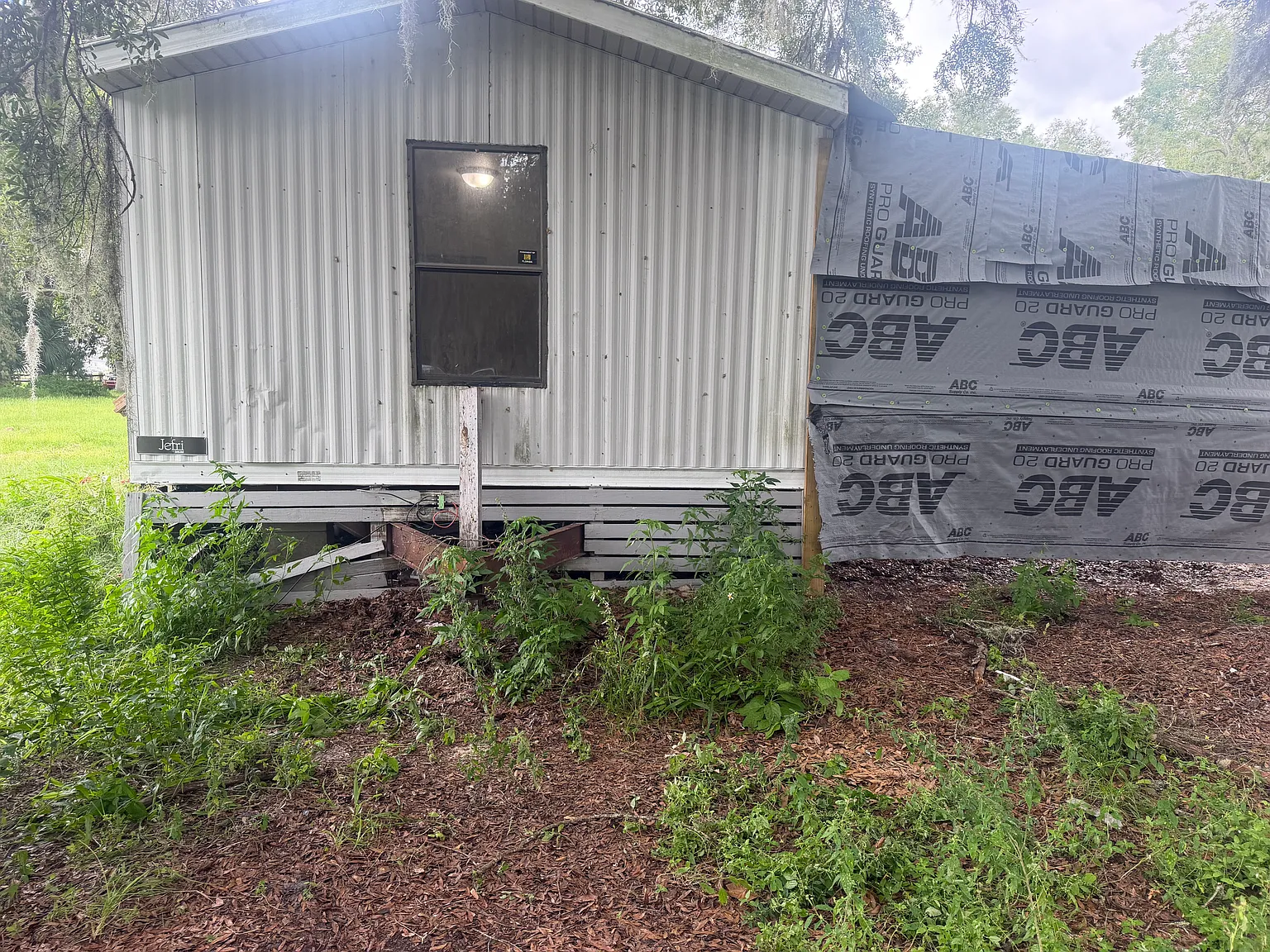 2 bed, 1000 sqft, $1,000 — Photo 2