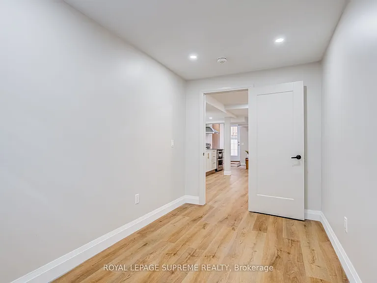 5 Hacienda Ct #2 — Photo 17