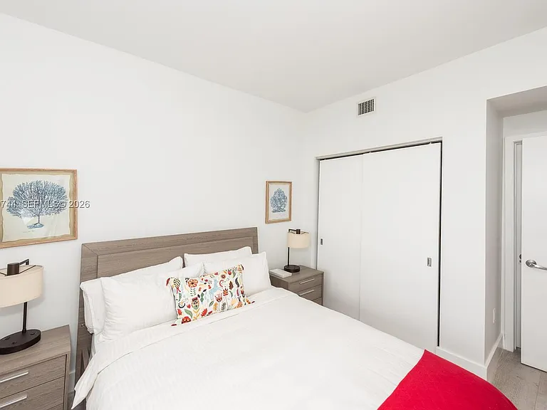 16385 Biscayne Blvd #2304 — Photo 14