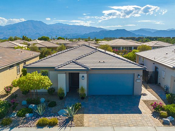 3rd image of 50705 Harps Canyon Dr