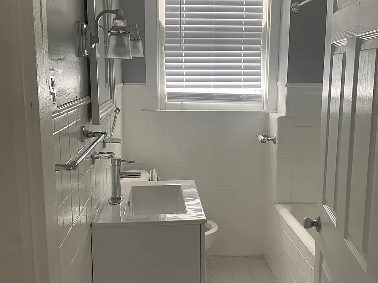 411 McGregor Ave #2 — Photo 6