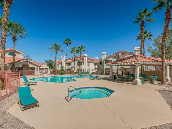 7900 Foxwood Pl Unit 201, Las Vegas, NV 89145