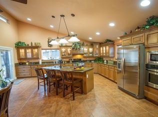 15513 Buena Vista Avenida, Sonora, CA 95370