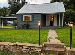 121 College St, Courtland, AL 35618