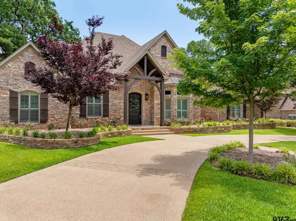 1965 Stonegate Valley Dr, Tyler, TX 75703