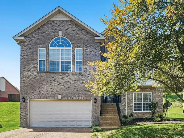 1304 Napa Point E, Antioch, TN 37013