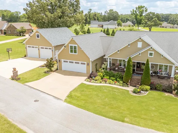 95 Grand Oaks Cv, Savannah, TN 38372