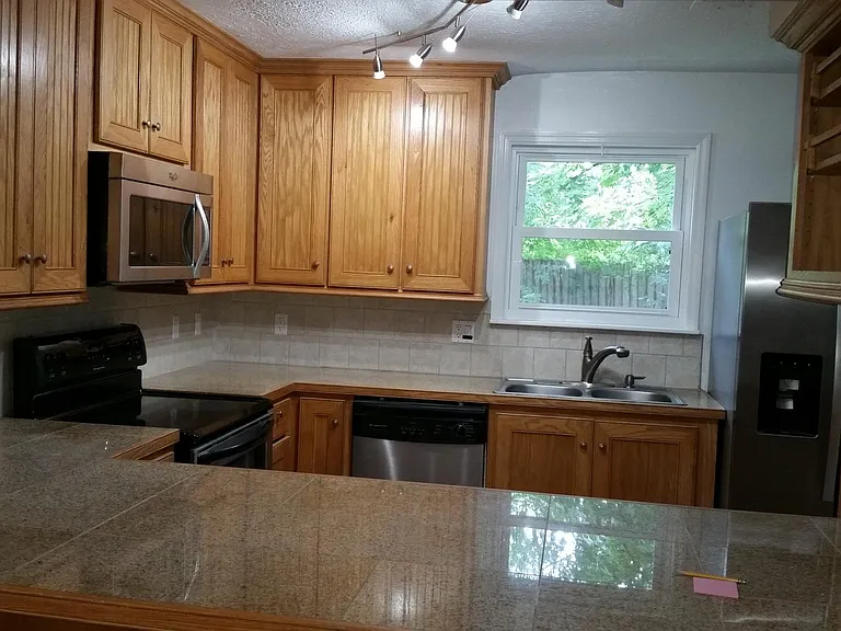 12115 Gray Oak Pl — Photo 7