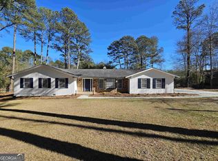 683 Ginger Cake Rd, Fayetteville, GA 30214