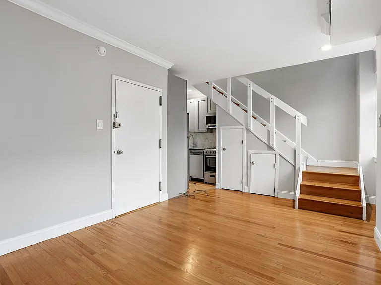 319 S 10th St #333A — Photo 5