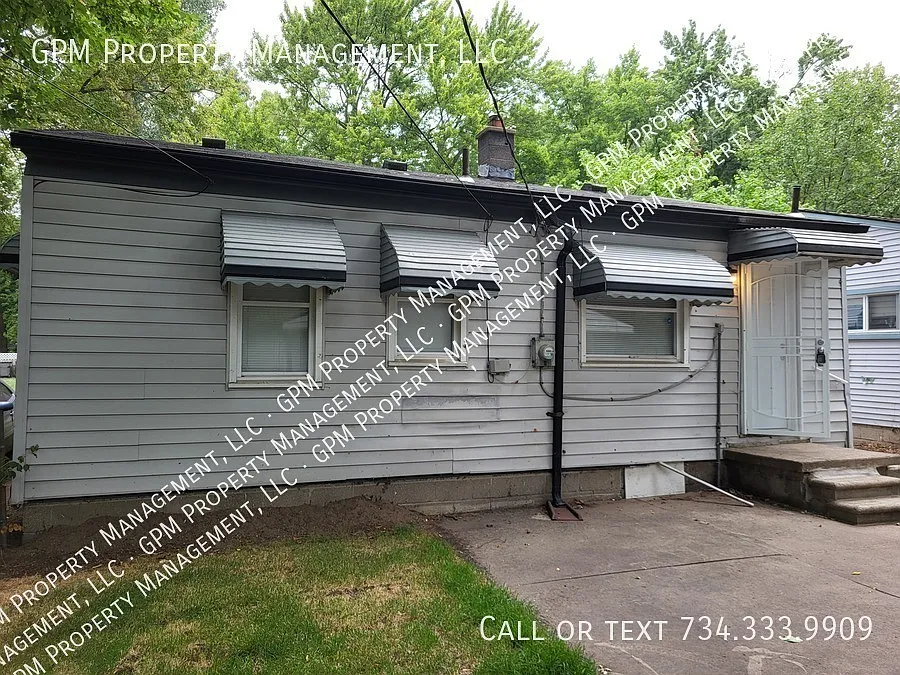Ranch in Inkster! — Photo 3