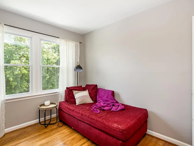 2158 Brookview Dr #A — Photo 17