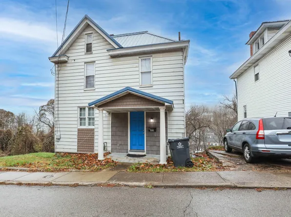 909 College Ave, Morgantown, WV 26505