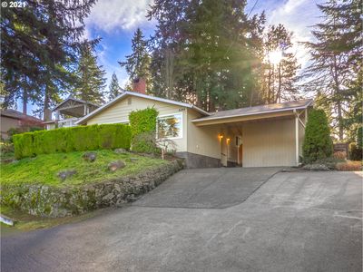 4264 W Bay Rd, Lake Oswego, OR, 97035