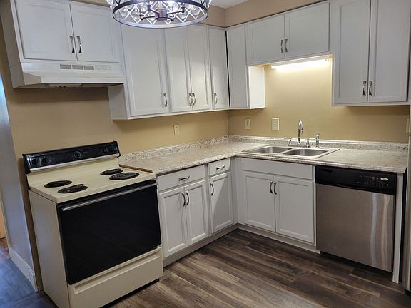 2nd image of 120 Bennett Dr Unit C