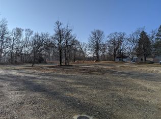 12158 Doane Rd, South Lyon, MI 48178