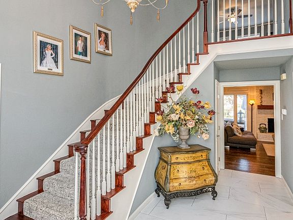 4th image of 3709 Wedgewood Ct
