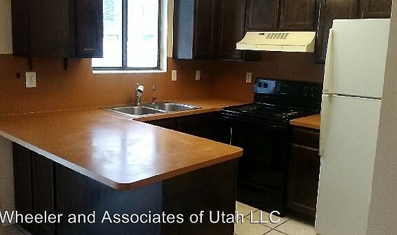 4th image of 1554 Monroe Blvd APT B2