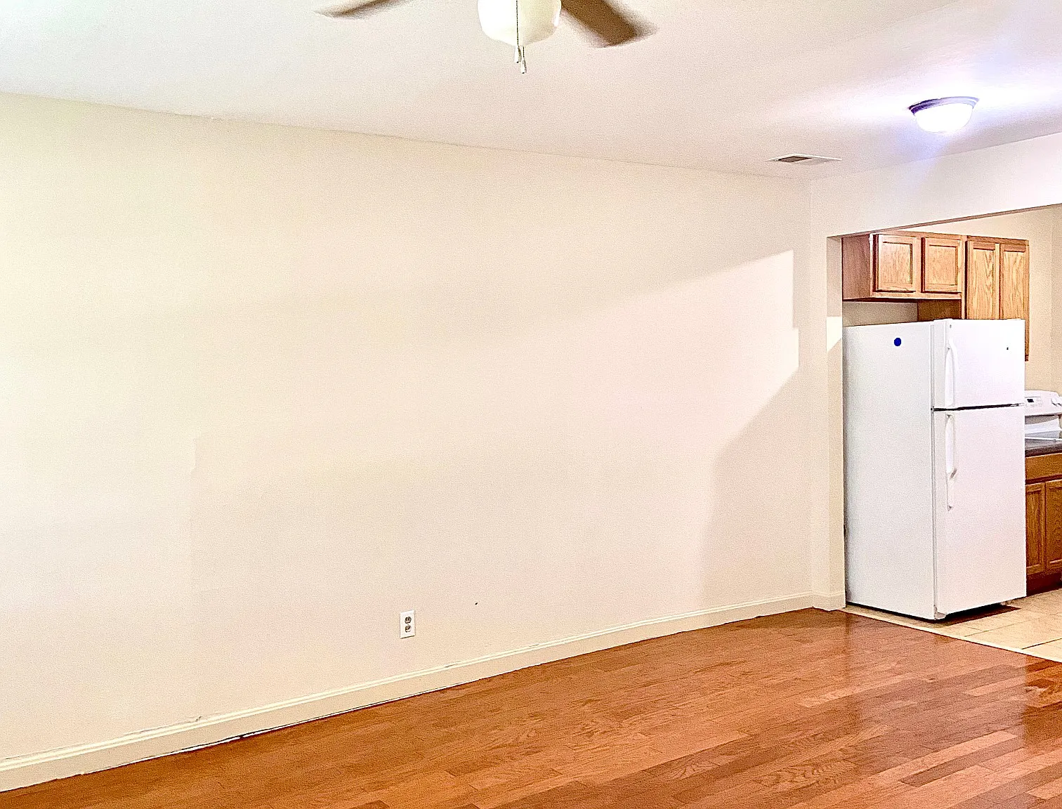 2 bed, 800 sqft, $850 — Photo 4