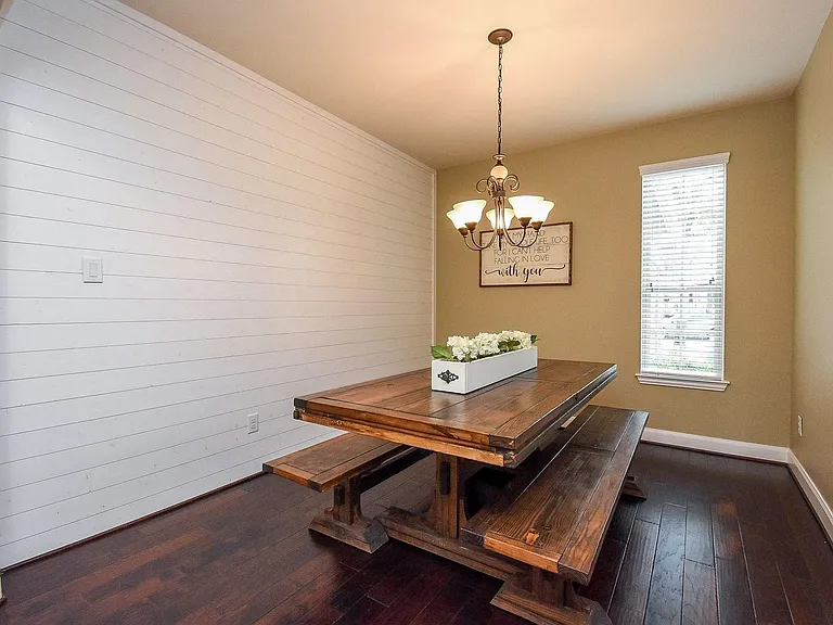 26230 Rustic Woods Ln — Photo 8