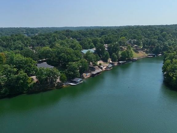 5th image of 40 Kintyre Dr
