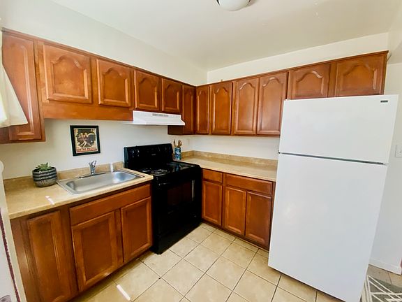 5th image of 1722 Santa Clara St #2