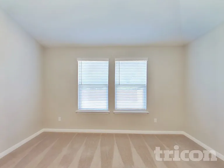 13531 Emerson Way — Photo 6