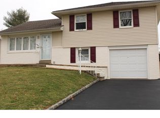 229 Talbot Dr, Broomall, PA 19008
