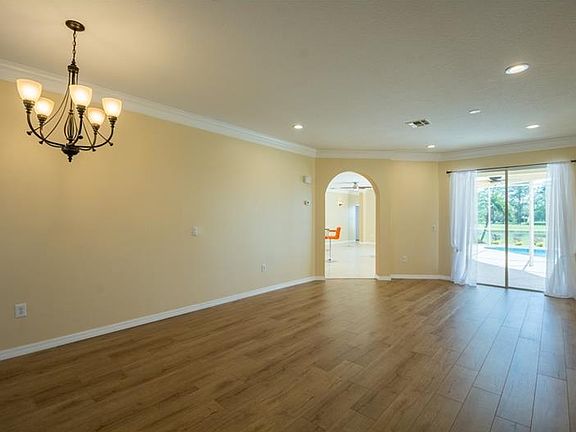 4th image of 16428 Turnbury Oak Dr