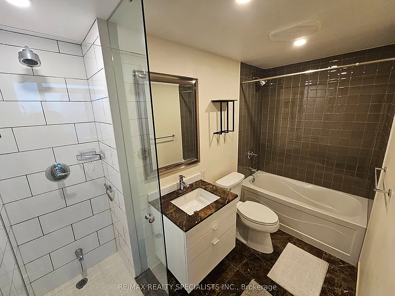 33 Mill St #806 — Photo 14