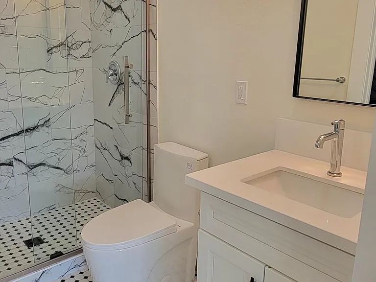 2492 B St #1A — Photo 10