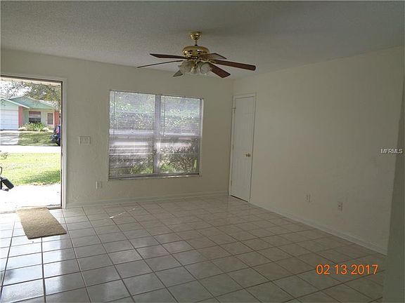 3rd image of 650 W Blue Lake Ter