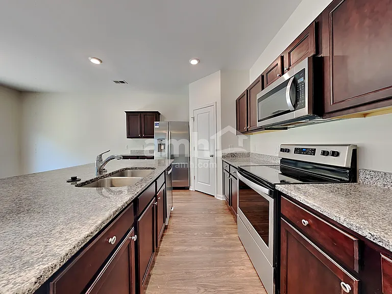 168 Orion Way — Photo 3
