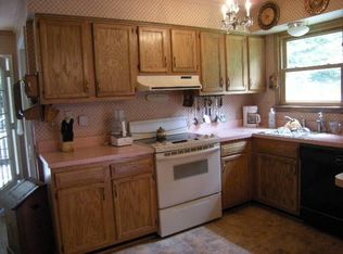 970 Grace Rd, Huntingtown, MD 20639