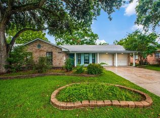 9106 McAvoy Dr, Houston, TX 77074